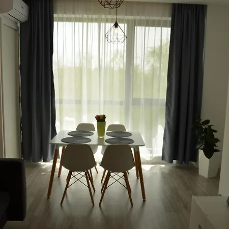 Aba's Onix Blue Mamaia Nord Apartment *