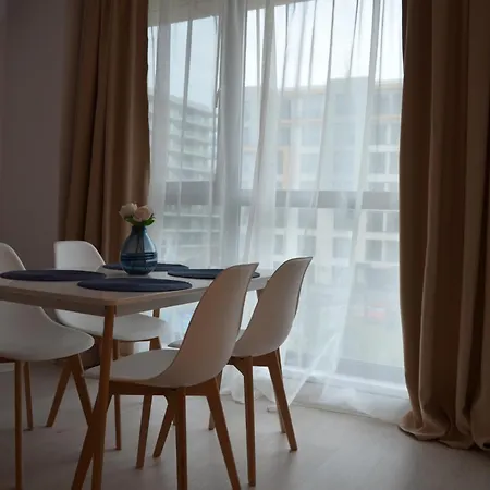 Aba's Onix Blue Mamaia Nord Apartment